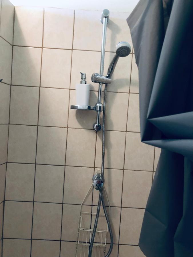 Bon Bini Kokolishi Hotel Вилемстад Екстериор снимка