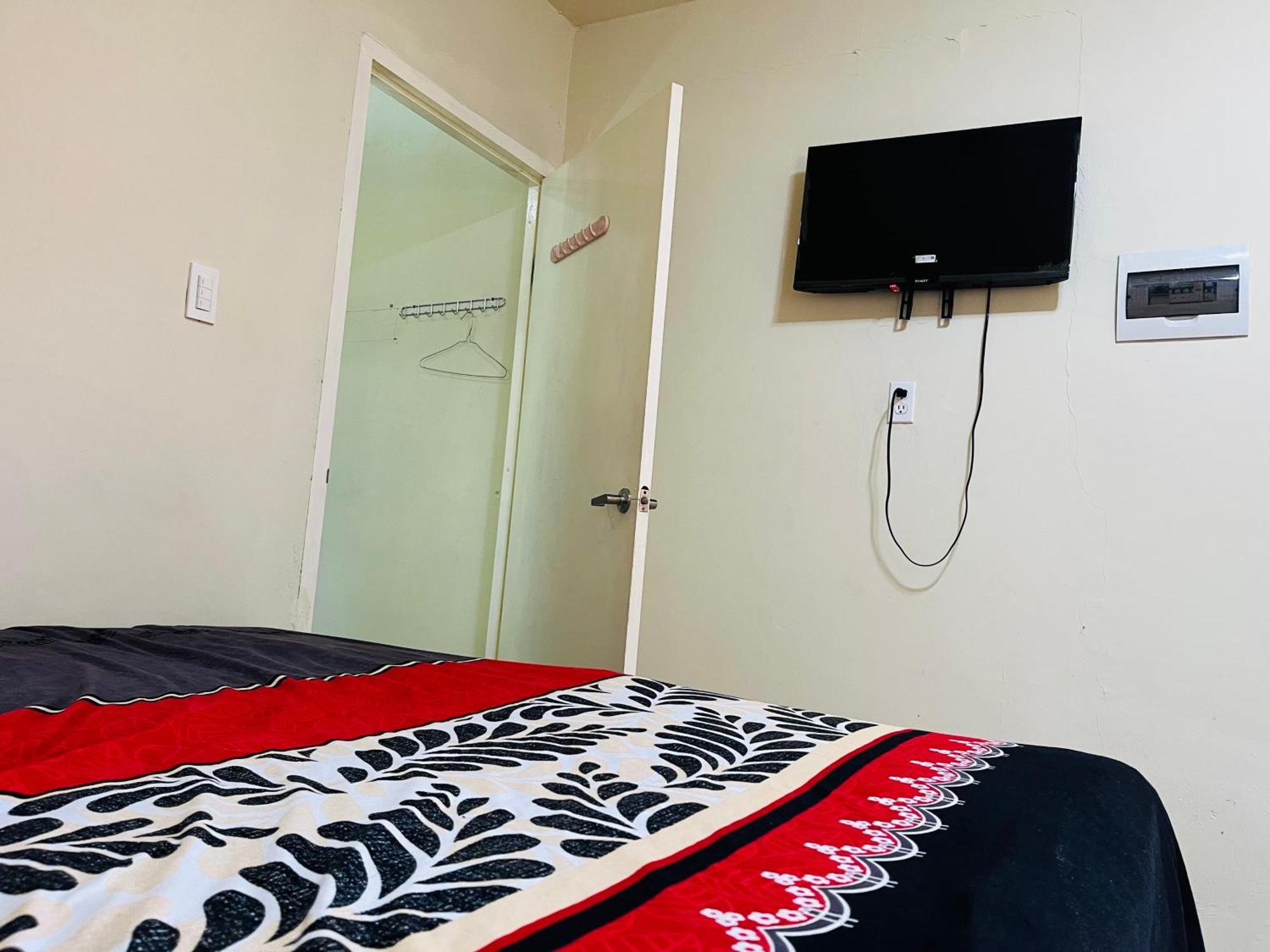 Bon Bini Kokolishi Hotel Вилемстад Екстериор снимка